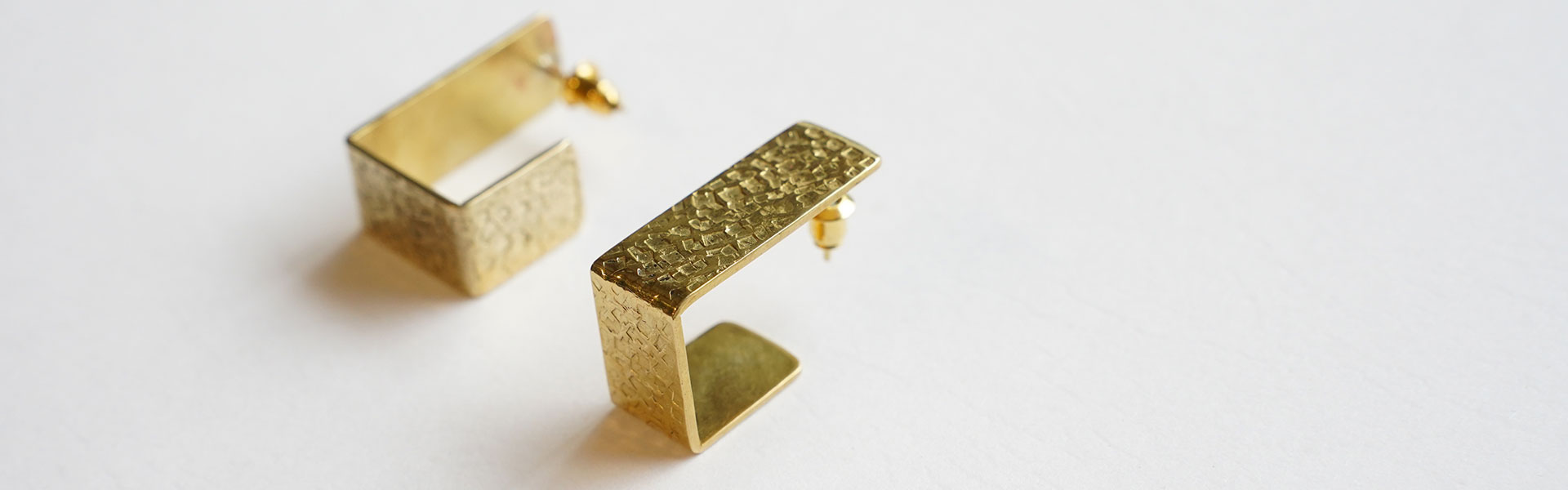 Bijoux Les temps qui courent